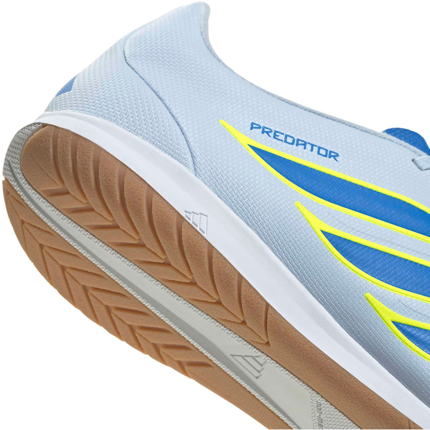 adidas Predator 26 Club Indoor | Bij VoetbalDirect.nl