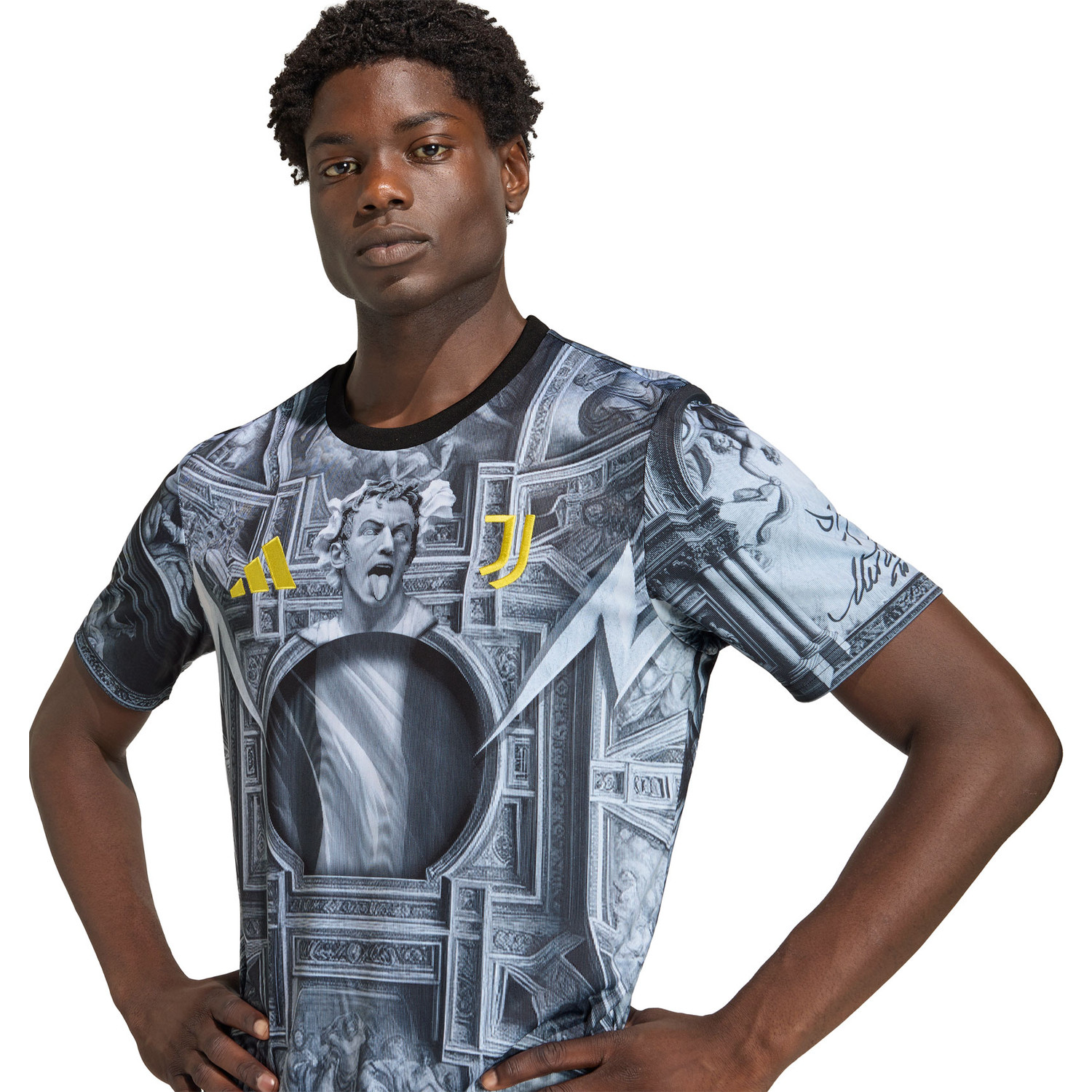 adidas Juventus Pre-Match Shirt 2025/2026 - PassaSports.com