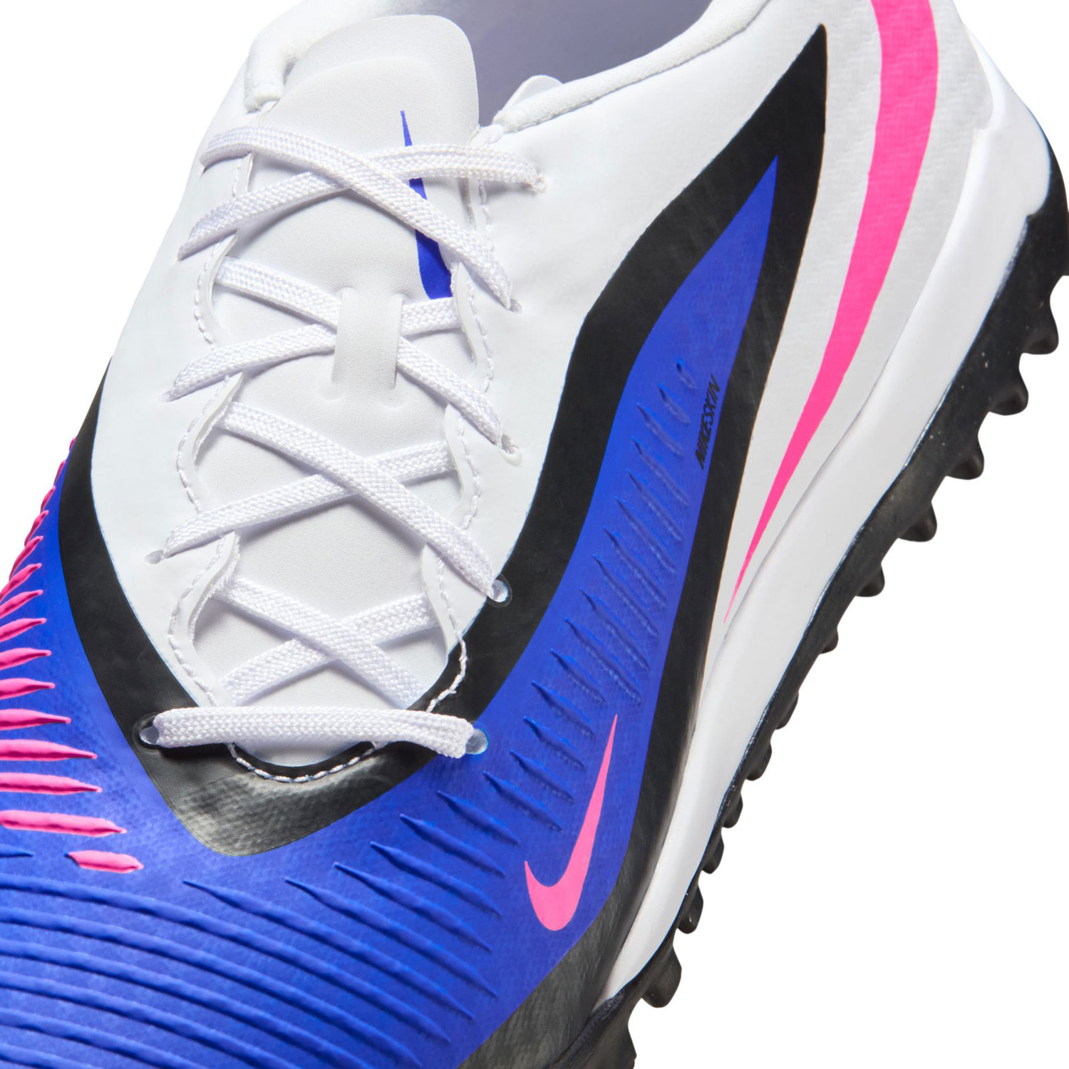 Nike Phantom 6 Low Academy TF - PassaSports.com