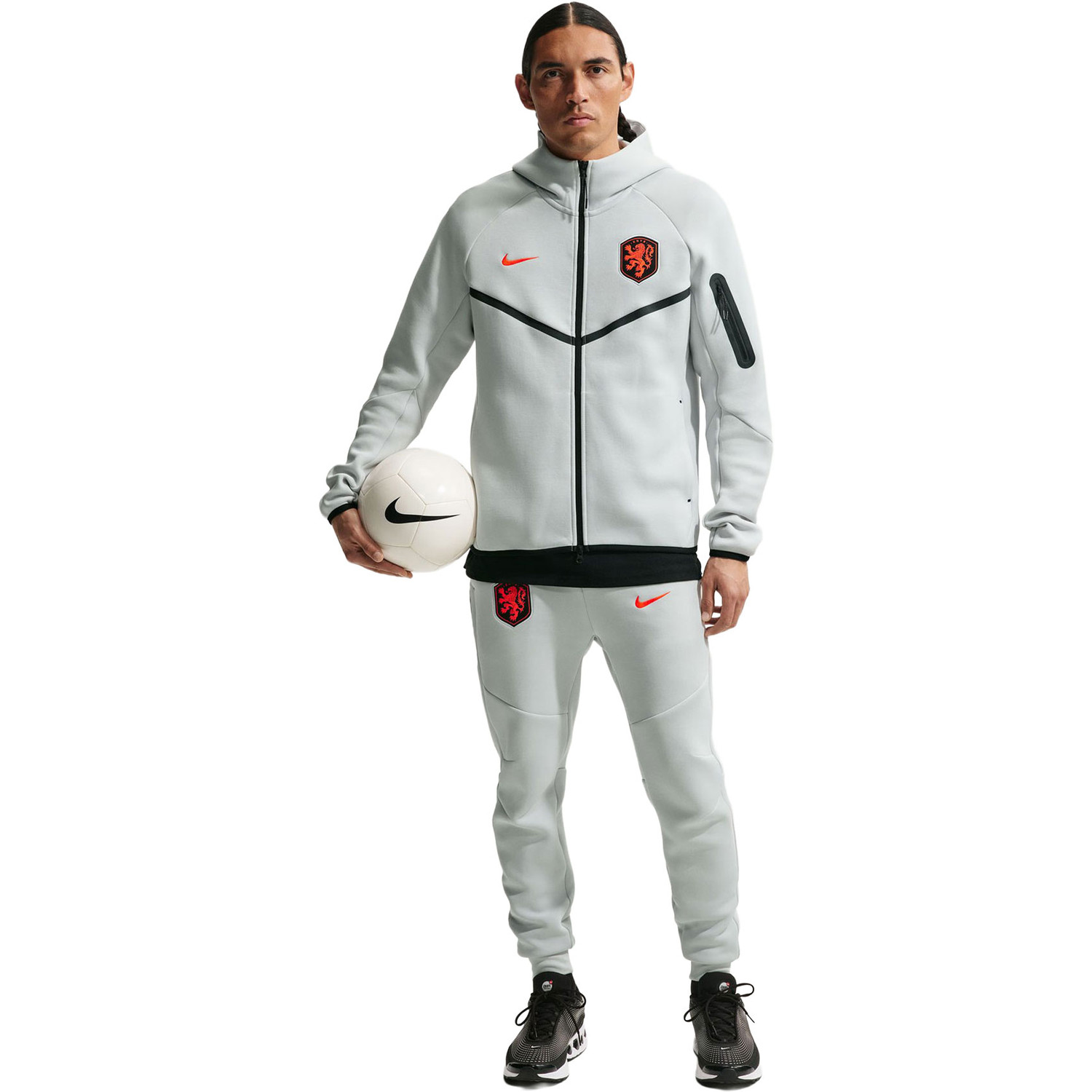 Nike Nederland Tech Fleece Full-Zip Hoody WK 2026 - PassaSports.com
