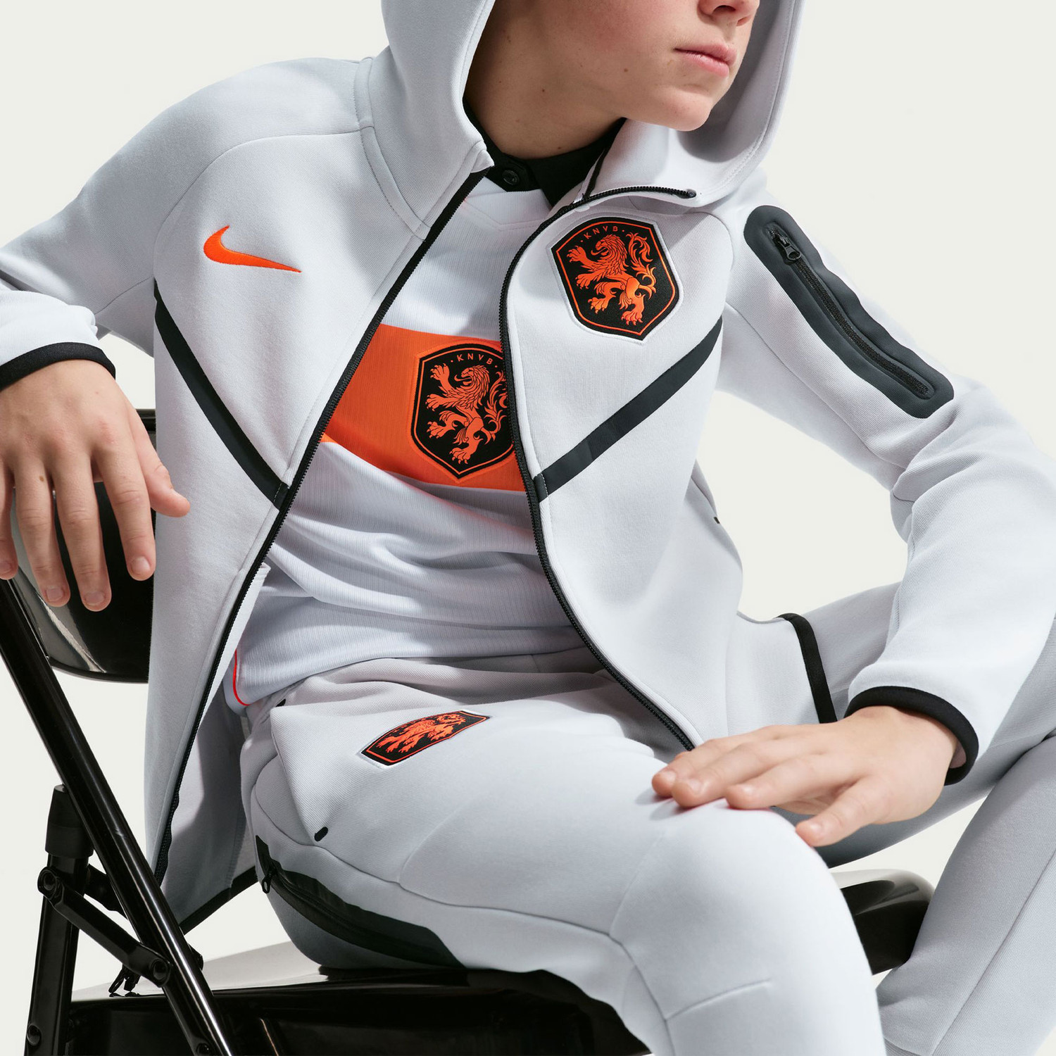 Nike Nederland Tech Fleece Trainingspak Kids WK 2026 - PassaSports.nl