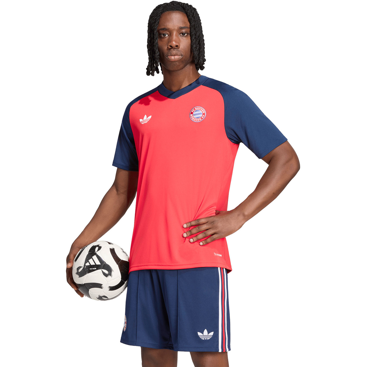  FC Bayern Munchen ユニフォーム adidas Bayern München Pre-Match Shirt 2026/2027 - PassaSports.com