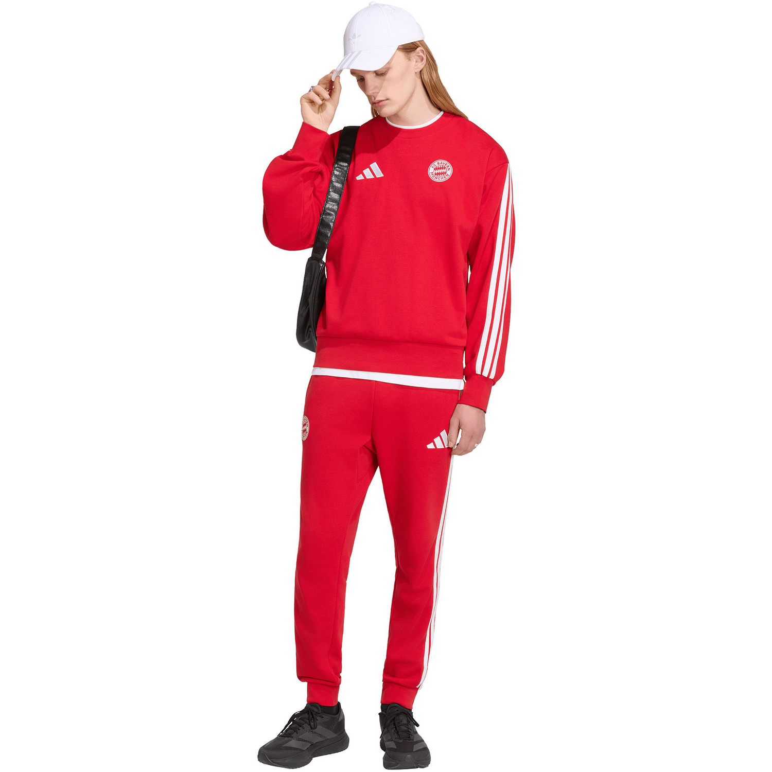 adidas Bayern München DNA Sweat Crew Top 2026/2027 - PassaSports.com