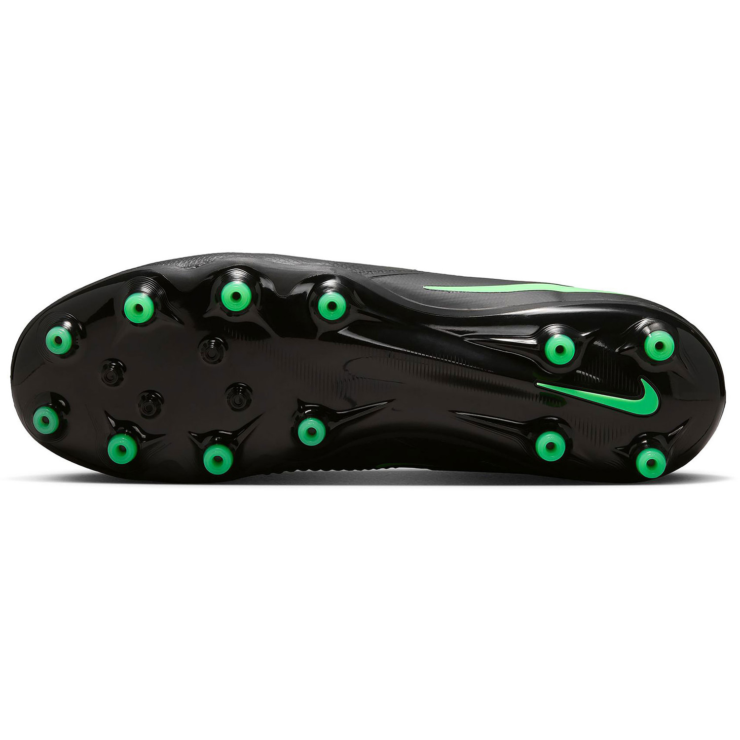Nike Phantom 6 Low Pro AG-Pro - PassaSports.com