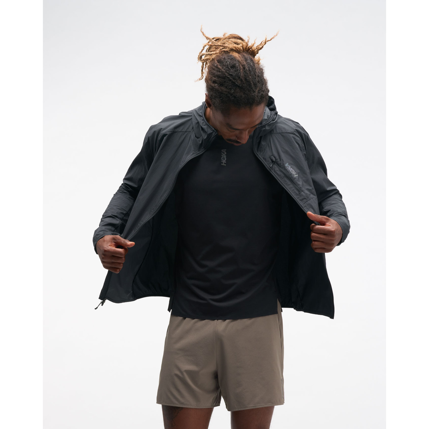 HOKA Skyflow Jacket Men - PassaSports.com