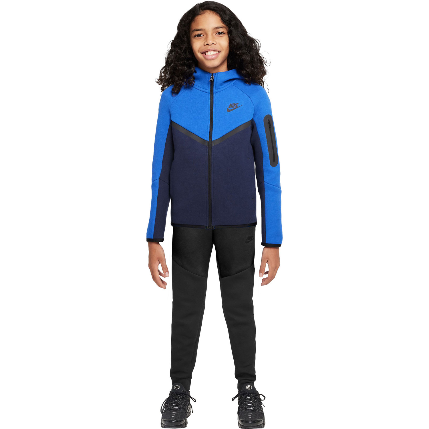 black nike tech fleece tracksuit junior