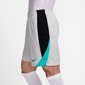 Nike Strike Short