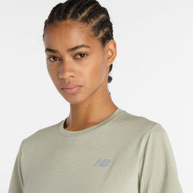 New Balance Athletics T-shirt Dam