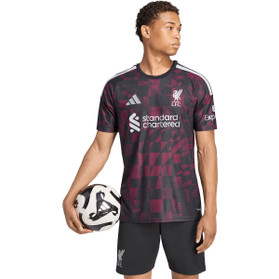Virgil van Dijk T-shirt at PassaFootball - PassaSports.com