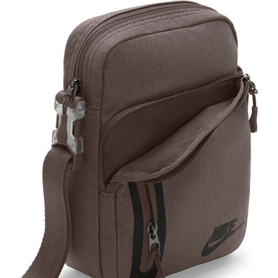 Nike Elemental Crossbody Bag