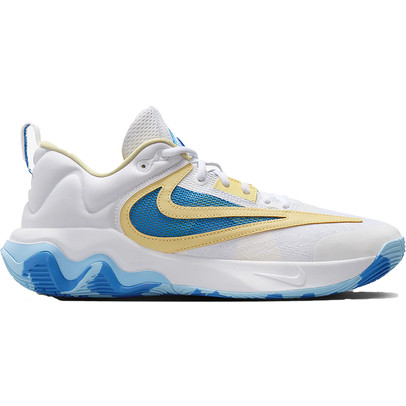 Nike Giannis Immortality 3