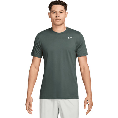 Nike top for men online