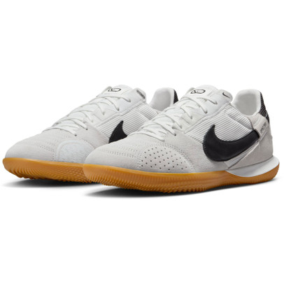 Nike Street Gato