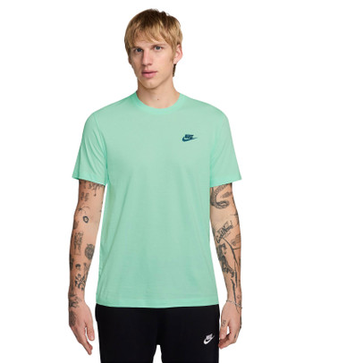 Nike Sportswear Club Tee