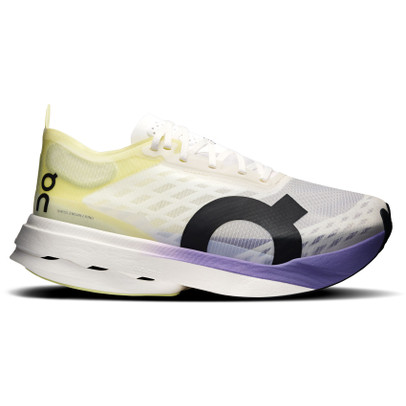 On Cloudboom Strike Dam