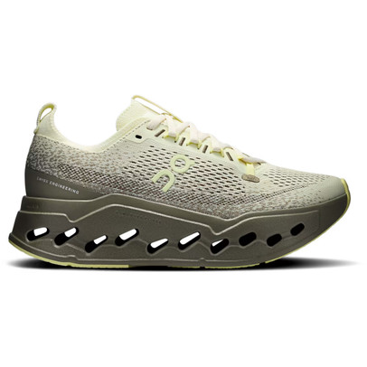 On Cloudsurfer Max Wide Dam