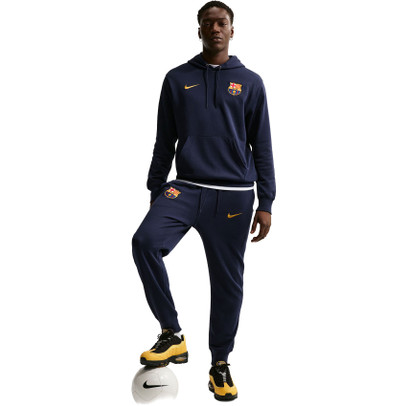 FC Barcelona Nike ジャージ パンツセット Nike FC Barcelona Sportswear Club Pant 2026/2027 - PassaSports.com