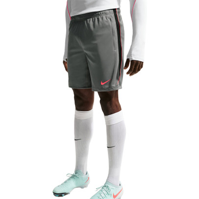 Nike Strike Short