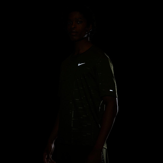 Nike Dri-FIT UV Run Division Miler Men