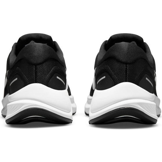 Nike Structure 24 Herren