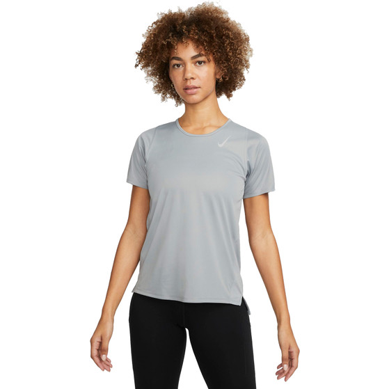 Nike DriFit Race Shirt Women
