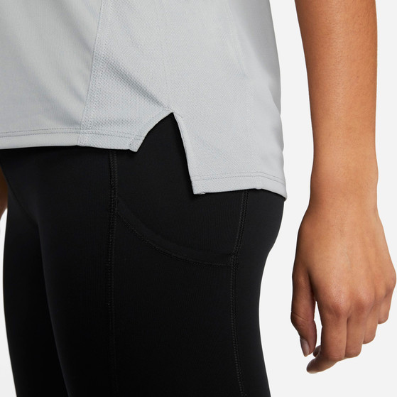 Nike DriFit Race Shirt Women