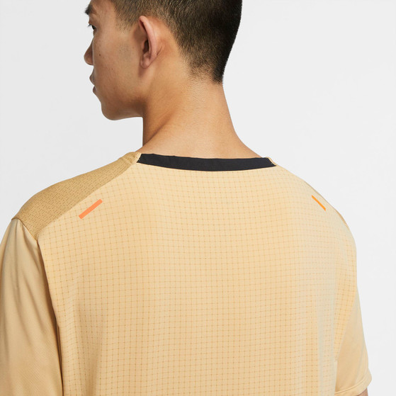 Nike DriFit Trail Rise 365 Shirt Herren