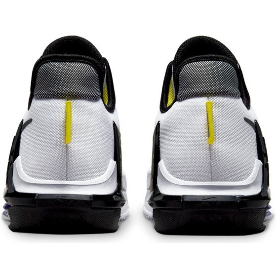 Nike LeBron Witness 6