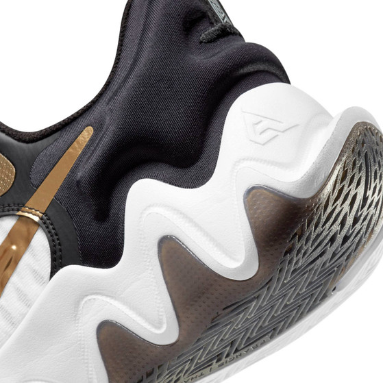 Nike Giannis Immortality