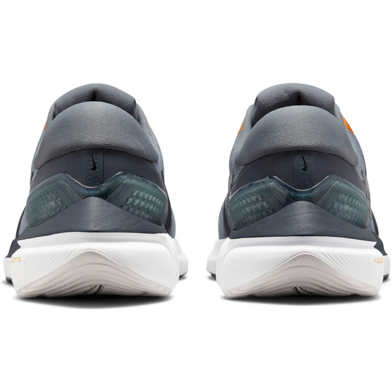 Nike AIR Zoom Vomero 16 Men