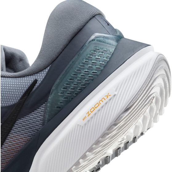 Nike AIR Zoom Vomero 16 Men
