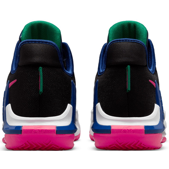 Nike LeBron Witness 6