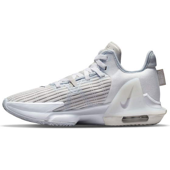 Nike LeBron Witness 6