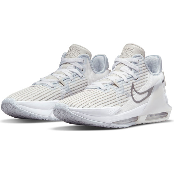 Nike LeBron Witness 6