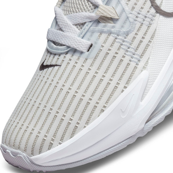 Nike LeBron Witness 6