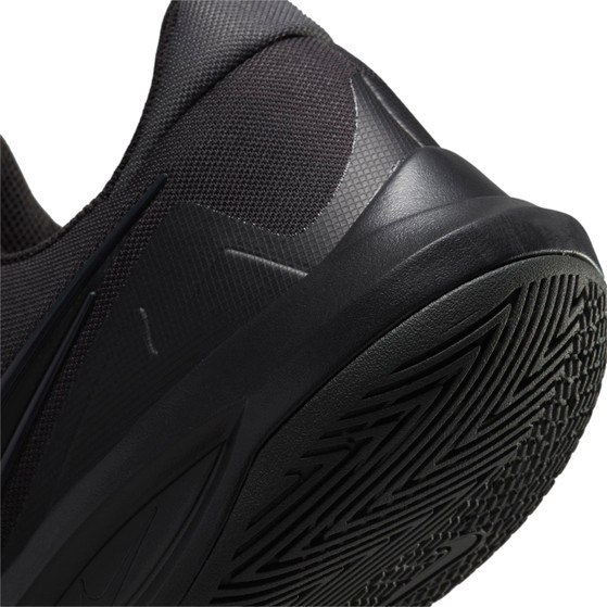 Nike Precision 6