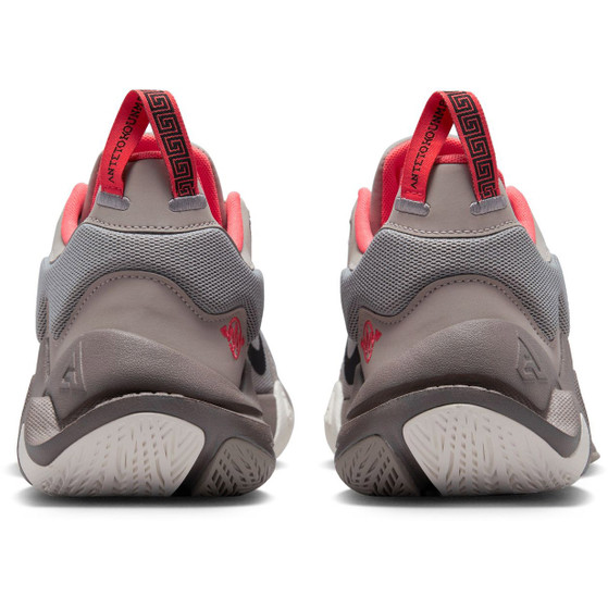 Nike Giannis Immortality 2