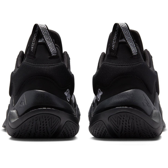 Nike Giannis Immortality 2