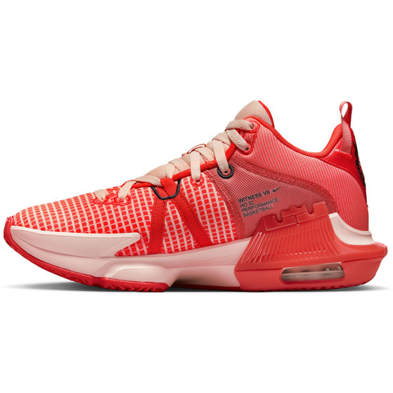 Nike LeBron Witness 7
