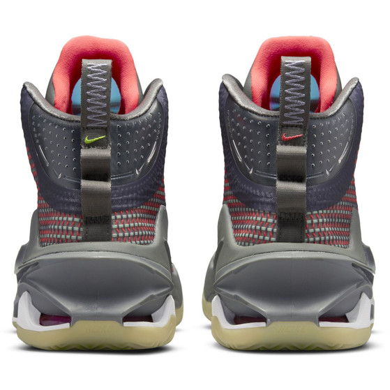 Nike Air Zoom G.T. Jump