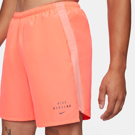 Nike Challenger RunDiv 7 Inch Short Herr