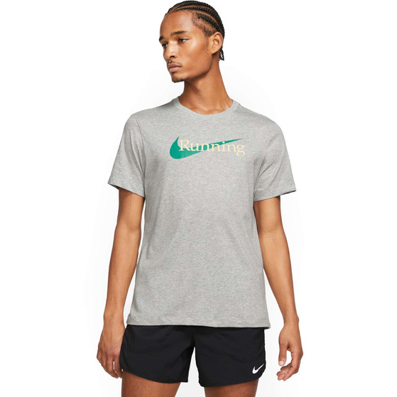 Nike Dri-FIT Short Sleeve