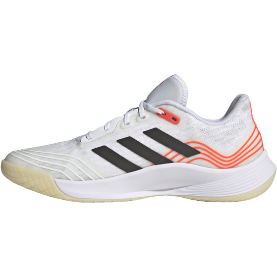 adidas Novaflight