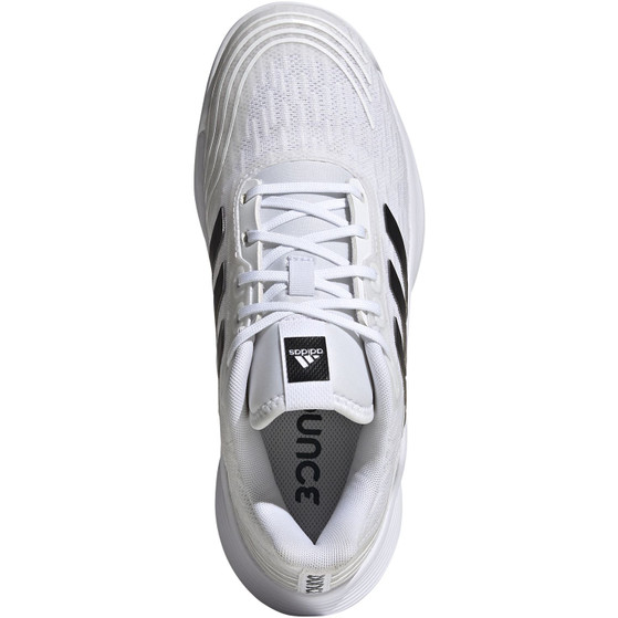 adidas Novaflight