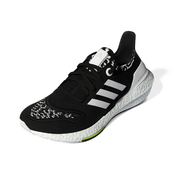 adidas UltraBoost 22 Women
