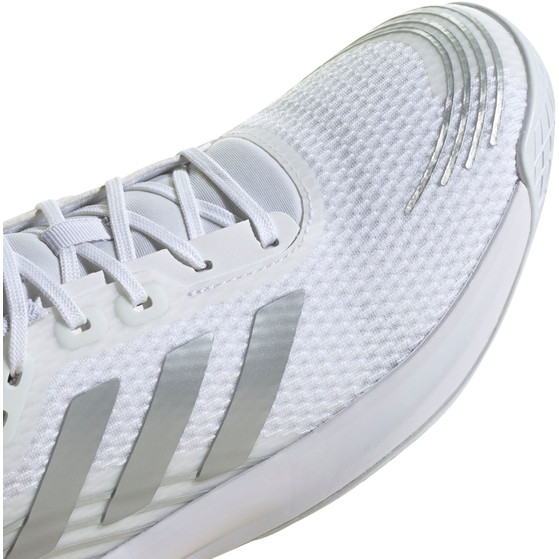 adidas Novaflight