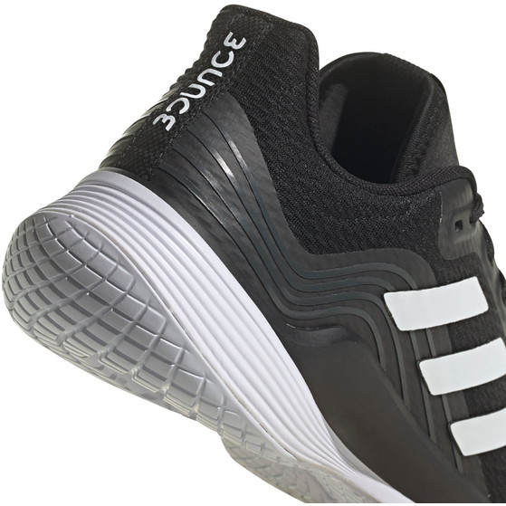 adidas Novaflight