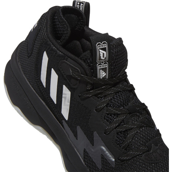 adidas Dame 8