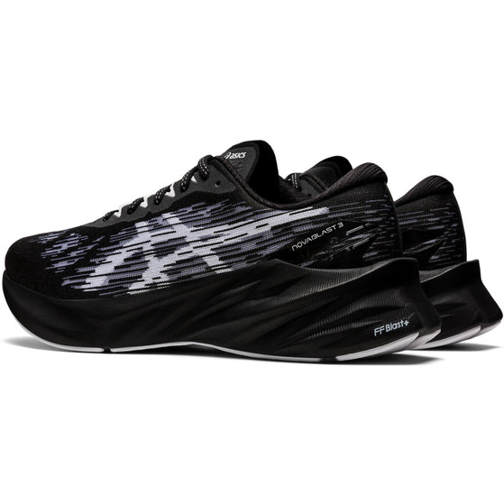 ASICS Novablast 3 Herren