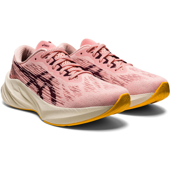 ASICS Novablast 3 Damen